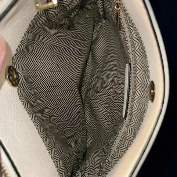 White Leather Handbag (NWOT) - Picture 5 of 11